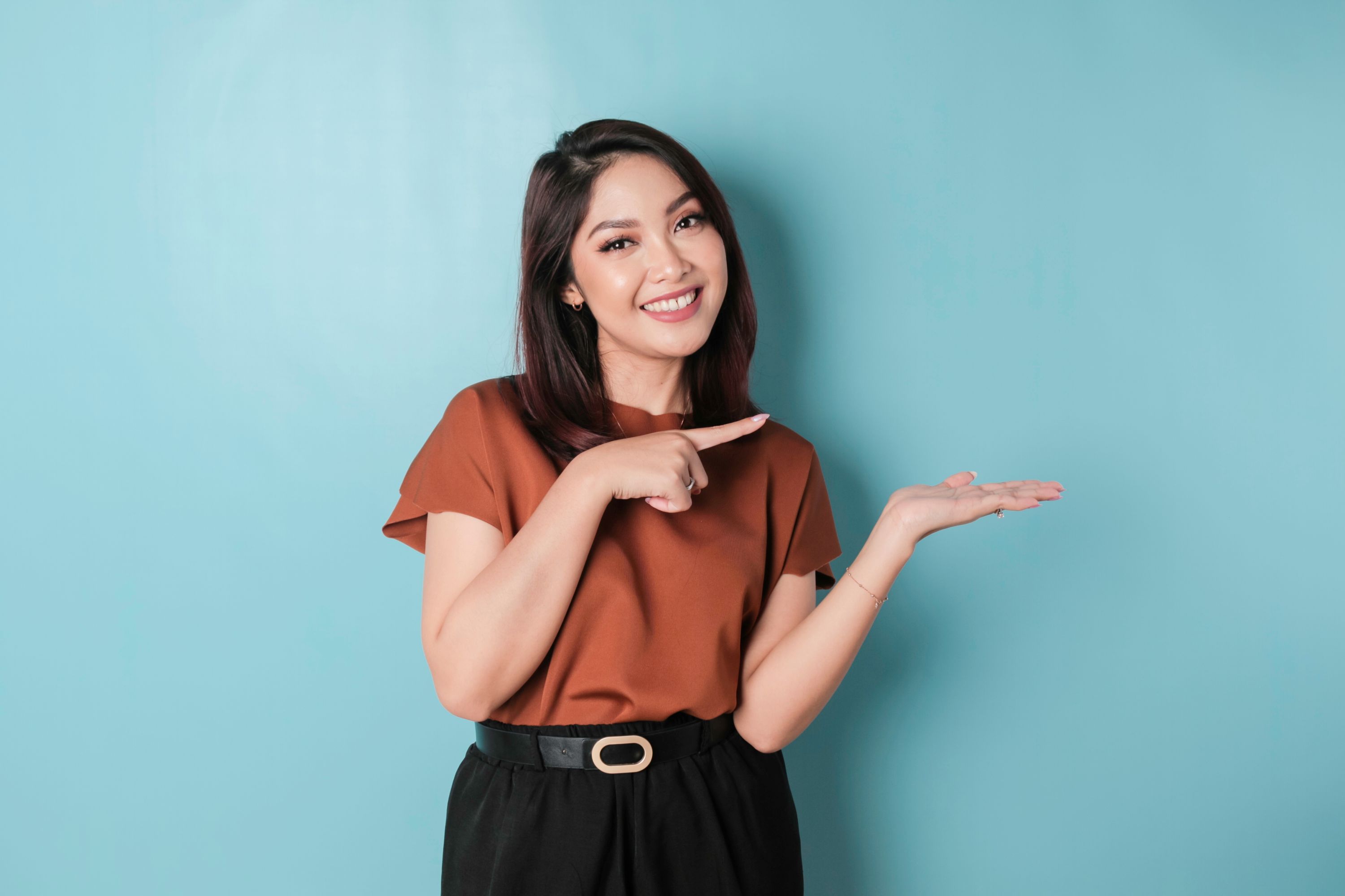 Pointer Shutterstock 2193343089